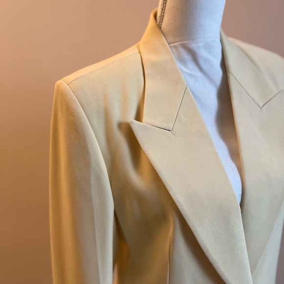 Yellow Blazer and Pants/Skirt Set (3 Piece) - Picture 7 of 9